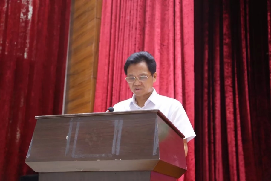 花花牛落實食品安全企業主體責任 積極踐行振興中國奶業 花花牛落實食品安全企業主體責任 積極踐行振興中國奶業