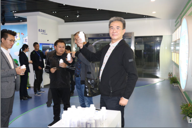 商界領袖俱樂部精英參訪花花牛! 商界領袖俱樂部精英參訪花花牛!